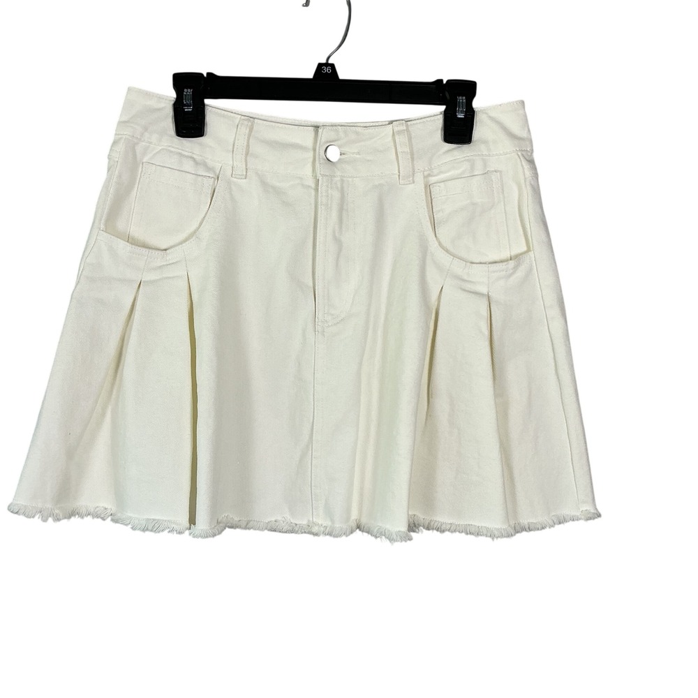 Chelsea & Violet White Denim Pleated Mini Skirt Raw Hem Size L